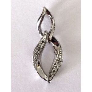 DL CHINA 925 STERLING SILVER 4 GENUINE DIAMONDS CLASSY LADIES PENDANT CHARM